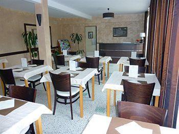 De La Hotel 3*