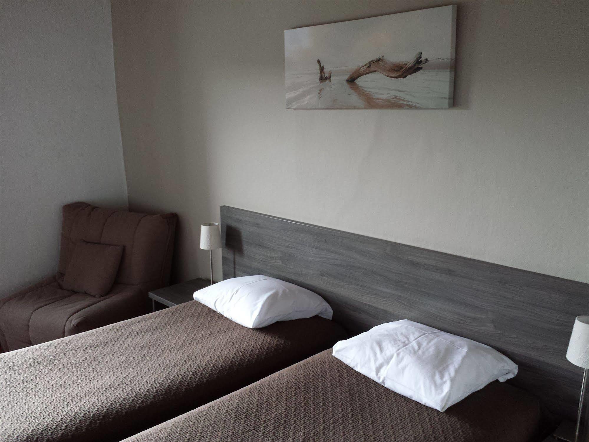 De La Hotel