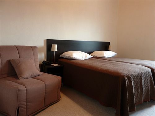 De La Hotel 3*